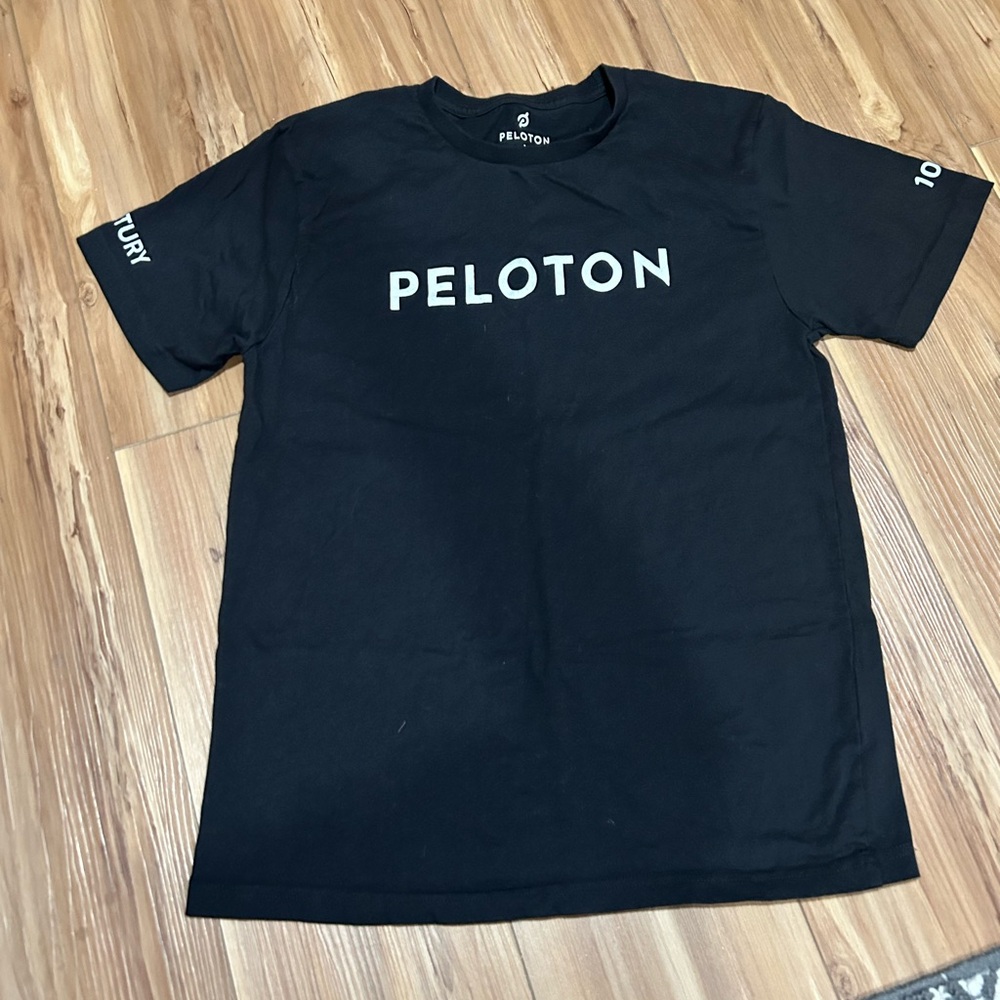 Peloton Graphic Workout Tee Size Medium